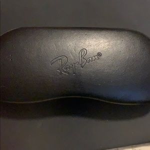 Black Ray Ban Wayfarers